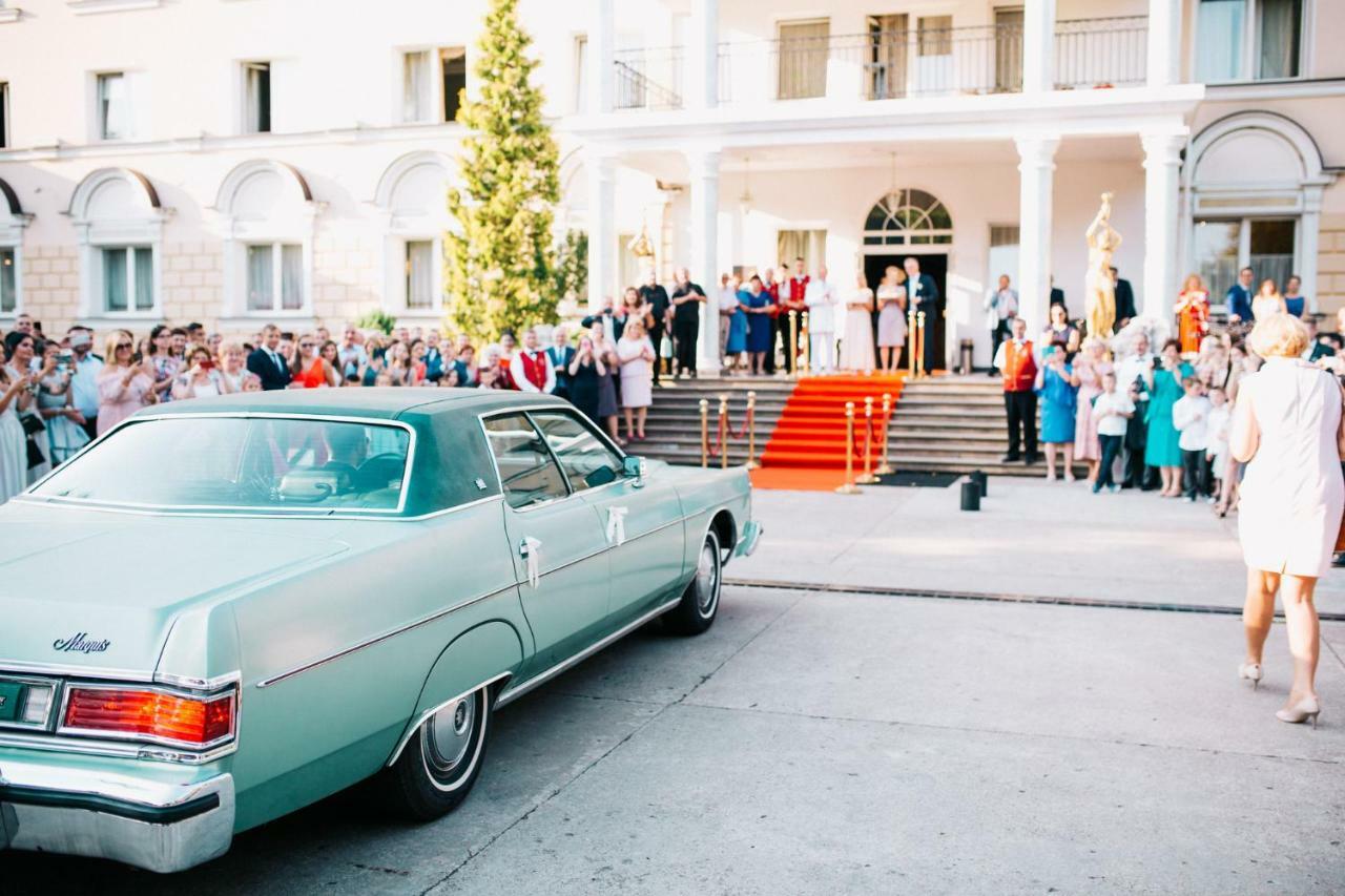 Hotel Ksiaze Poniatowski Lesznowola  Dış mekan fotoğraf